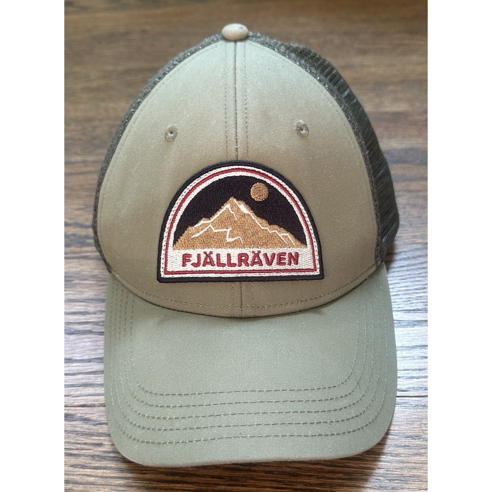 Fjallraven Langtradarkeps Trucker Hat Green Mesh Snapback Badge Cap Mens S/M